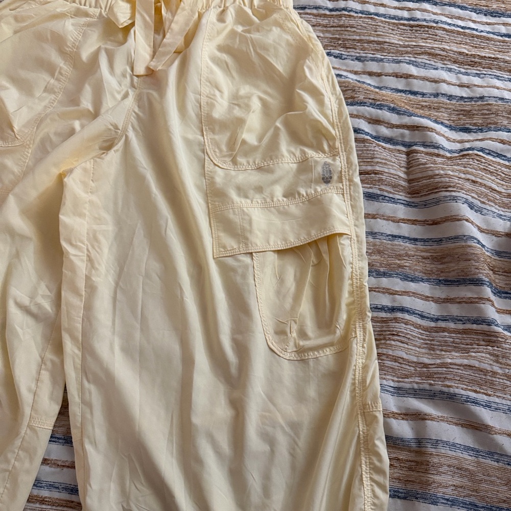 Free People down to earth CARGO style Joggers - Picture 4 of 13